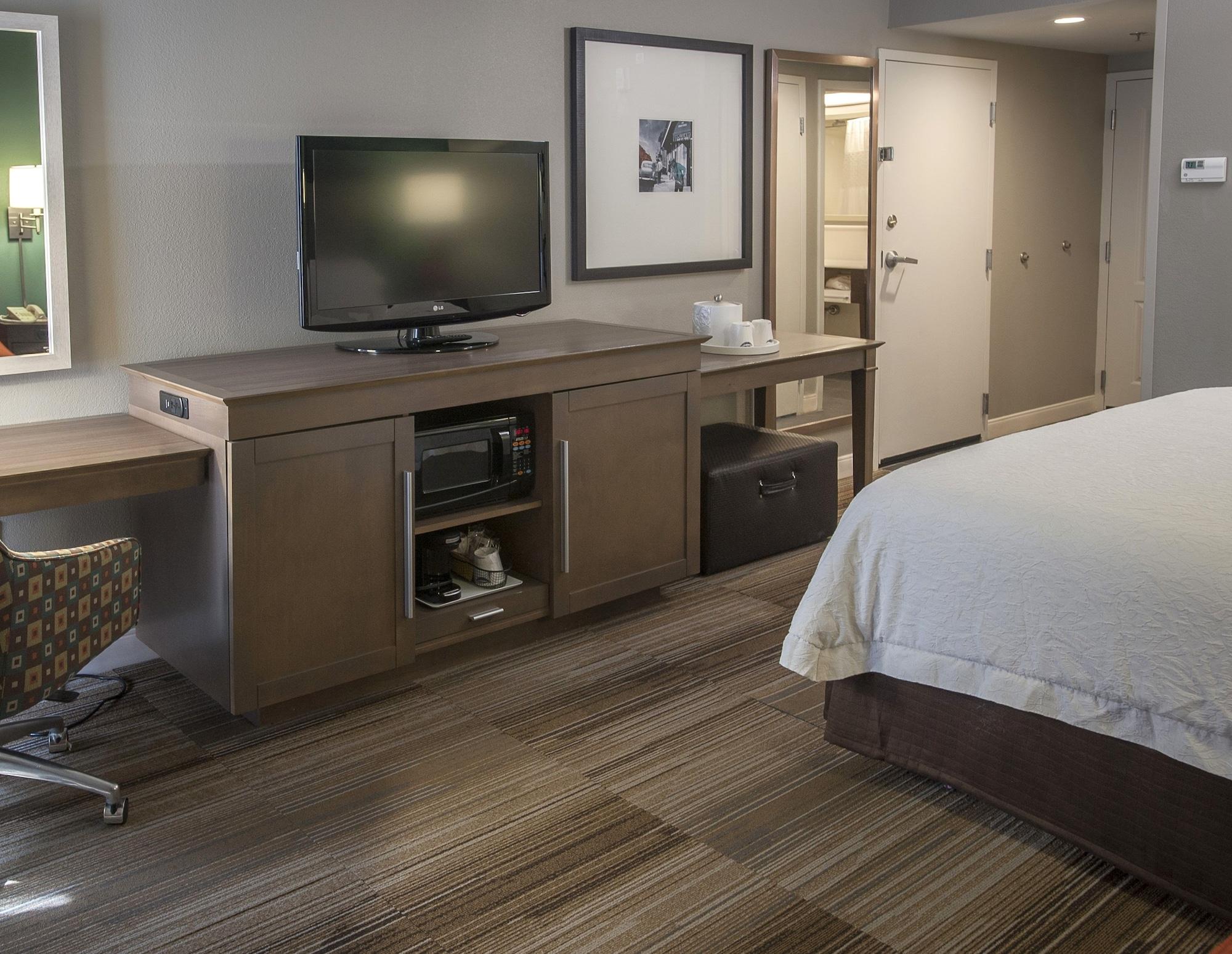 Hampton Inn New Orleans/St.Charles Ave Exterior foto
